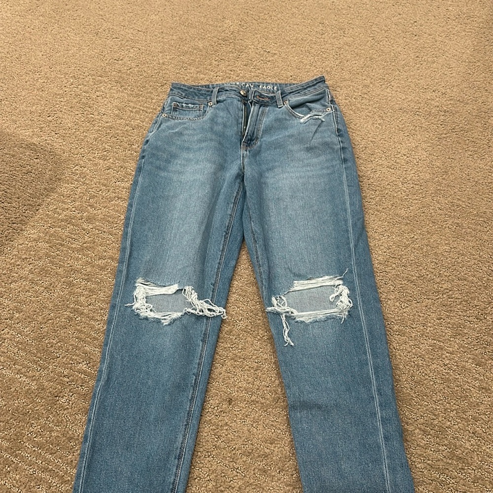American eagle ripped jeans